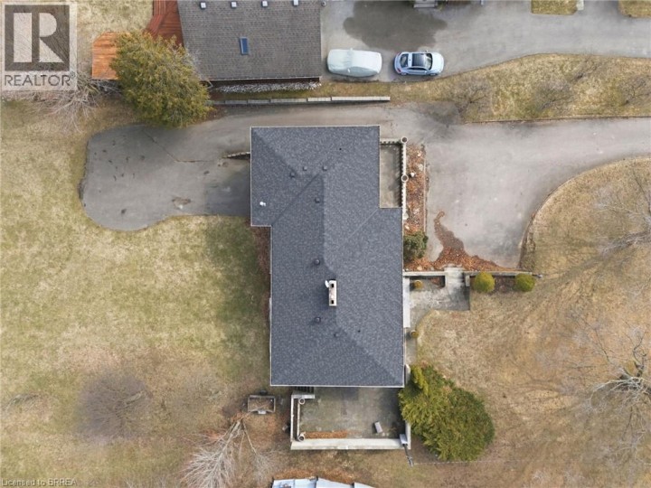 Photo 45 at 46 Tutela Heights, Tutela Heights, Brantford