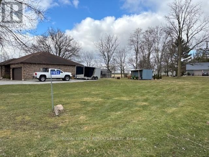 Photo 4 at 11983 Omemee Street, Springfield, Malahide