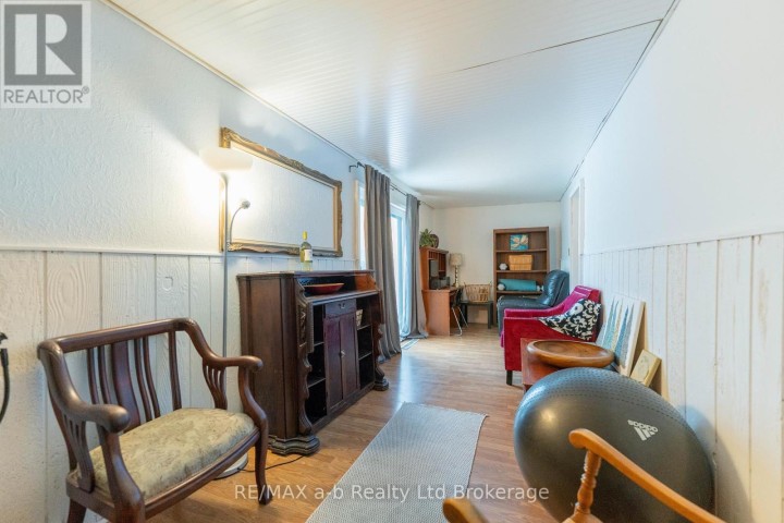 Photo 19 at 13 N Potters Road, Tillsonburg