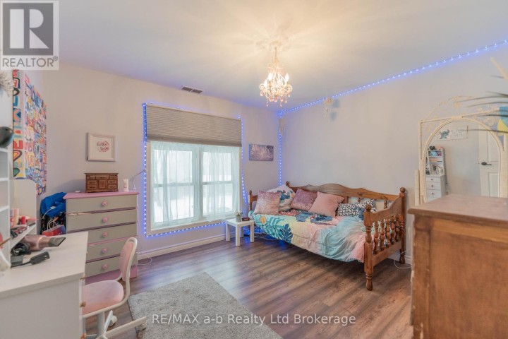 Photo 27 at 13 N Potters Road, Tillsonburg