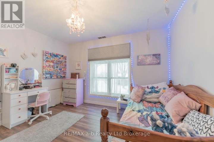 Photo 28 at 13 N Potters Road, Tillsonburg