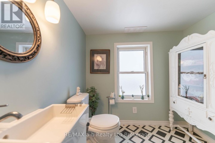Photo 33 at 13 N Potters Road, Tillsonburg
