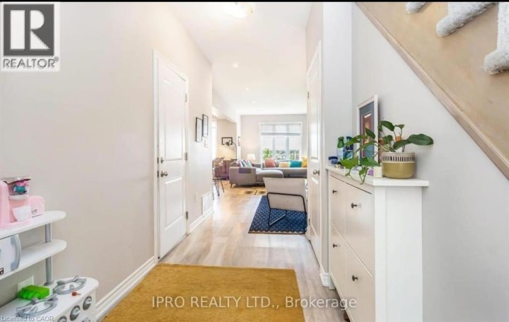 Photo 4 at 78 - 324 Equestrian Way, Briardean / River Flats / Beaverdale, Cambridge
