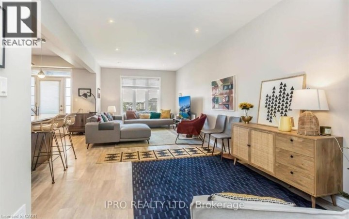 Photo 5 at 78 - 324 Equestrian Way, Briardean / River Flats / Beaverdale, Cambridge