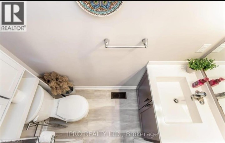 Photo 6 at 78 - 324 Equestrian Way, Briardean / River Flats / Beaverdale, Cambridge
