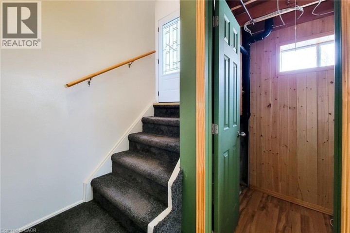 Photo 32 at 36 Hillcrest Avenue, Hillcrest, Brantford