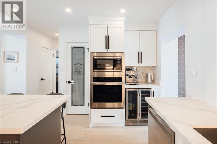 Photo 16 at 62 Lang Crescent, Lexington / Lincoln Village, Kitchener