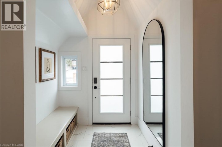 Photo 4 at 62 Lang Crescent, Lexington / Lincoln Village, Kitchener