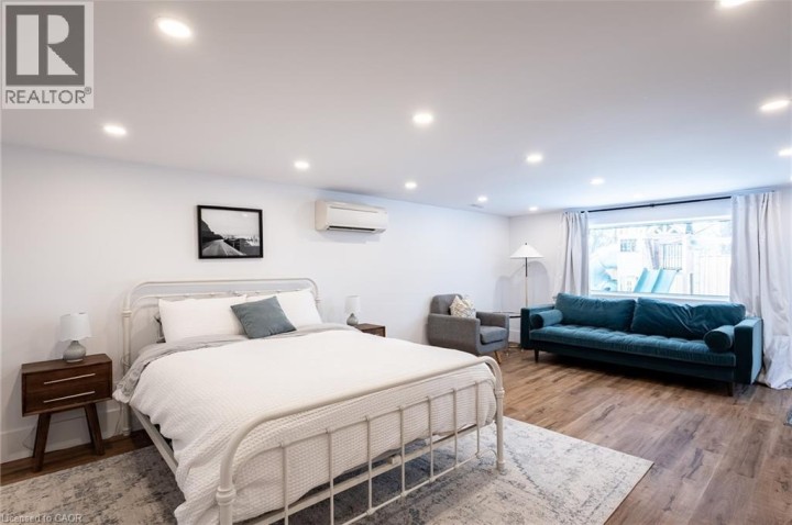 Photo 44 at 62 Lang Crescent, Lexington / Lincoln Village, Kitchener