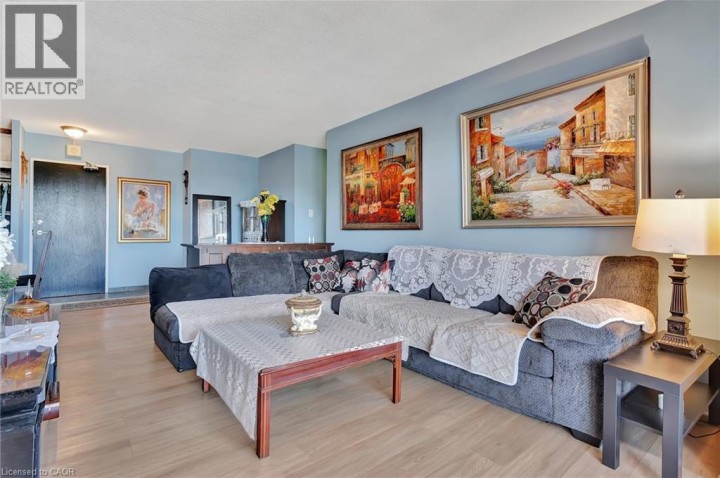 Photo 16 at 503 - 81 Church Street, Downtown / Rockway / S. Ward, Kitchener