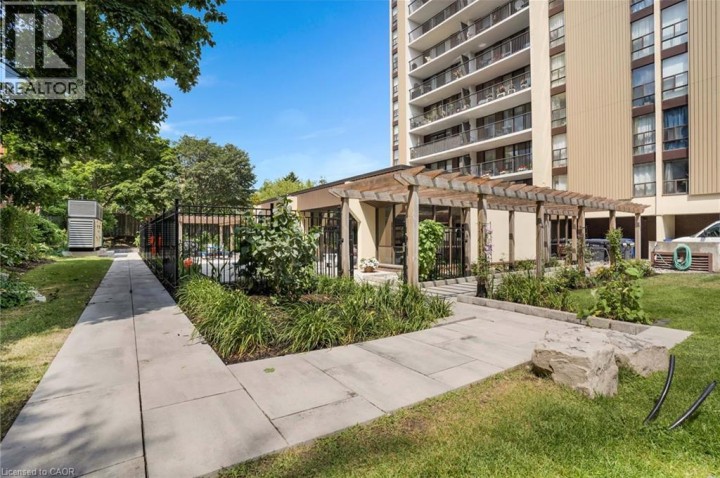 Photo 40 at 503 - 81 Church Street, Downtown / Rockway / S. Ward, Kitchener