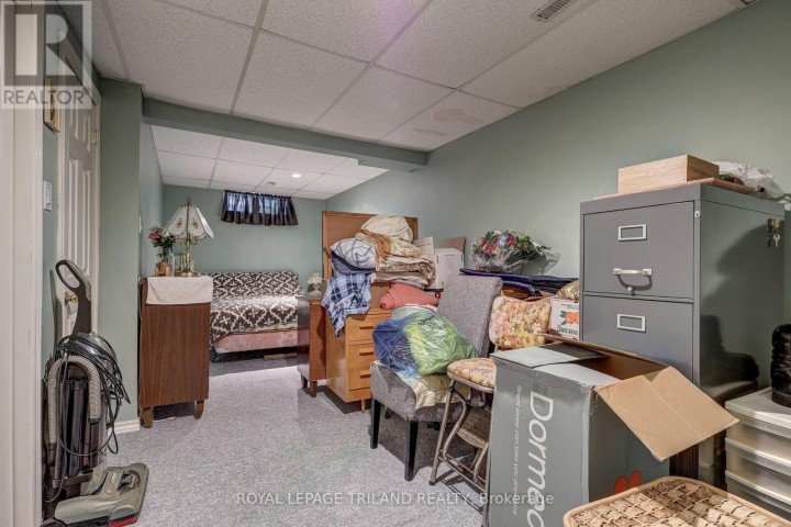 Photo 38 at 549 Wellington Street, St. Thomas