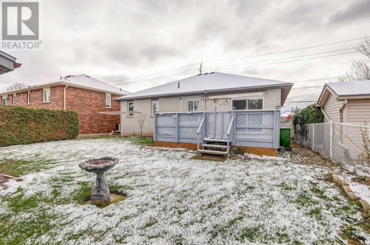 Photo 7 at 549 Wellington Street, St. Thomas