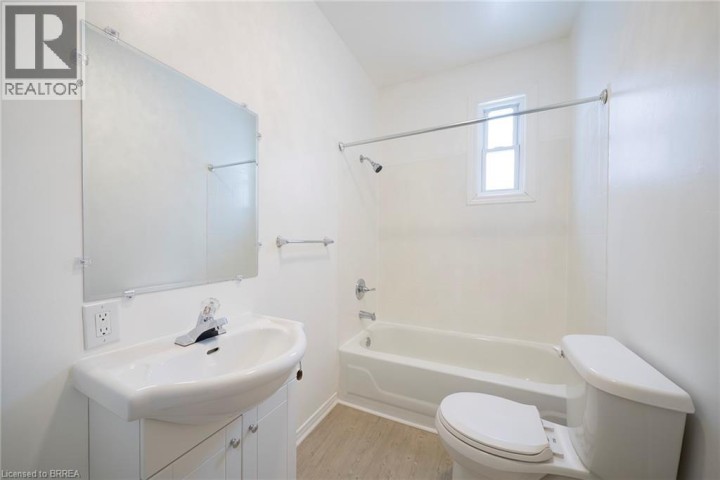Photo 26 at 171 Drummond Street, Victoria / Arthur, Brantford