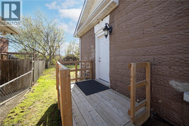 Photo 19 at 171 Drummond Street, Victoria / Arthur, Brantford