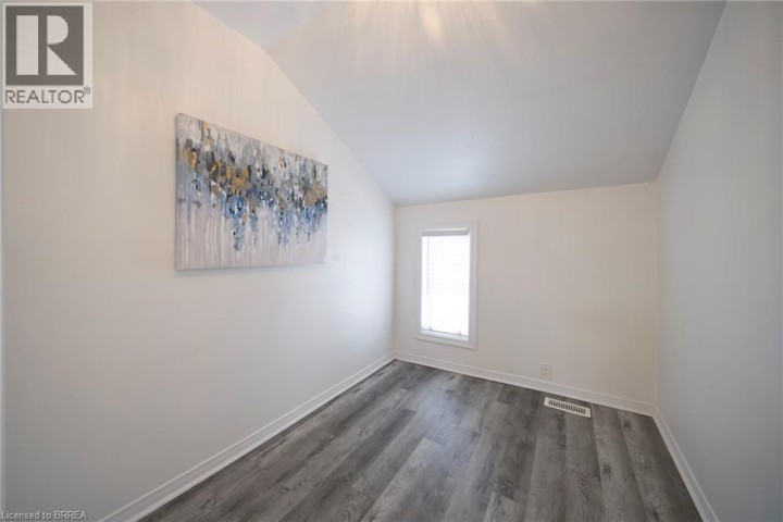 Photo 15 at 171 Drummond Street, Victoria / Arthur, Brantford