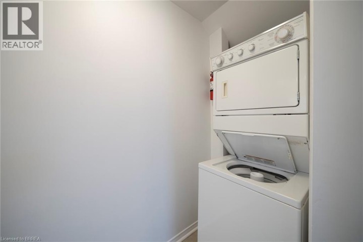 Photo 25 at 171 Drummond Street, Victoria / Arthur, Brantford