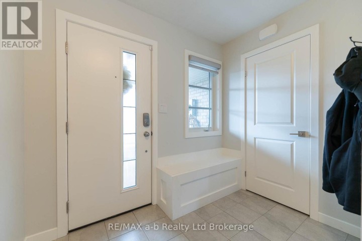 Photo 4 at 109 Denrich Avenue, Tillsonburg