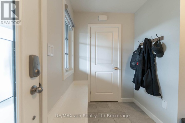 Photo 5 at 109 Denrich Avenue, Tillsonburg