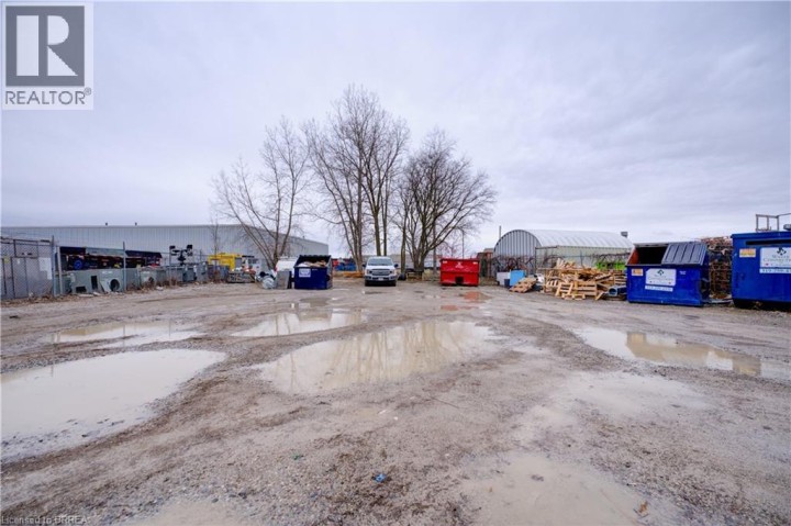 Photo 34 at 114 Easton Road, Lynden Park Mall, Brantford