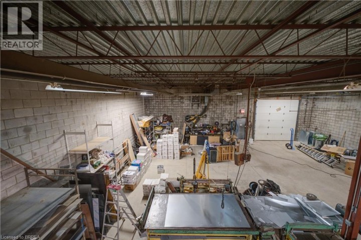 Photo 7 at 114 Easton Road, Lynden Park Mall, Brantford