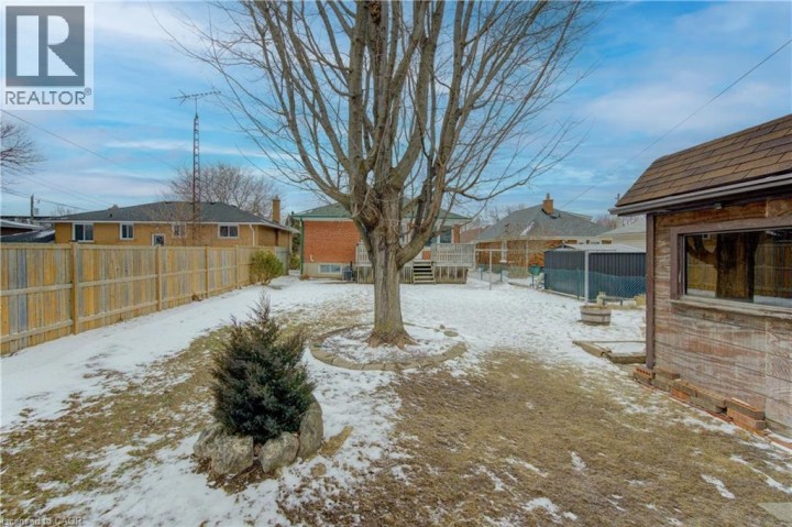 Photo 33 at 171 Sixth Avenue, Fairview / Kingsdale, Kitchener