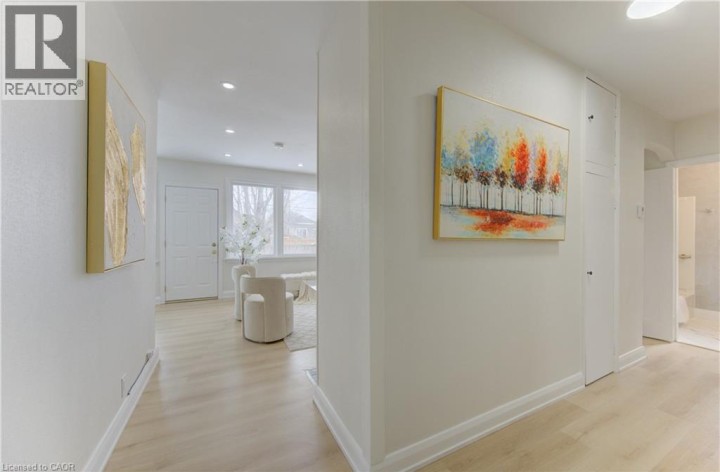 Photo 6 at 171 Sixth Avenue, Fairview / Kingsdale, Kitchener