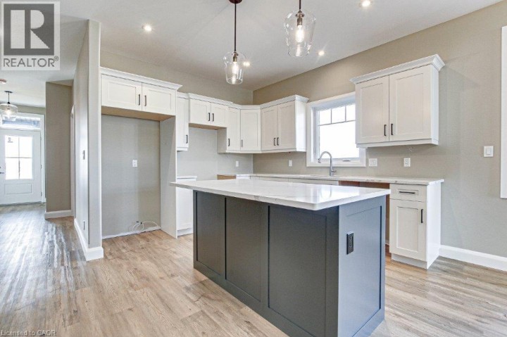 Photo 8 at 383 Argyle Avenue, Delhi