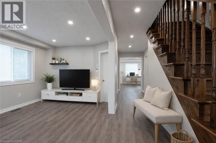 Photo 2 at 7 Hollinrake Avenue, Empire, Brantford