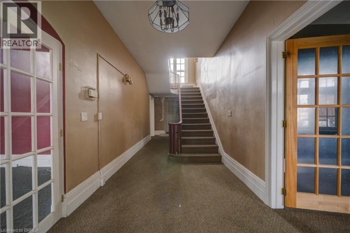 Photo 4 at 41 Wellington Street, Downtown Core, Brantford
