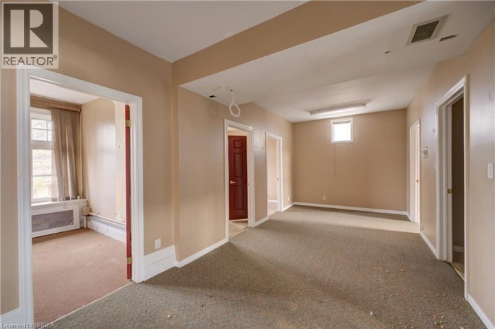 Photo 12 at 41 Wellington Street, Downtown Core, Brantford