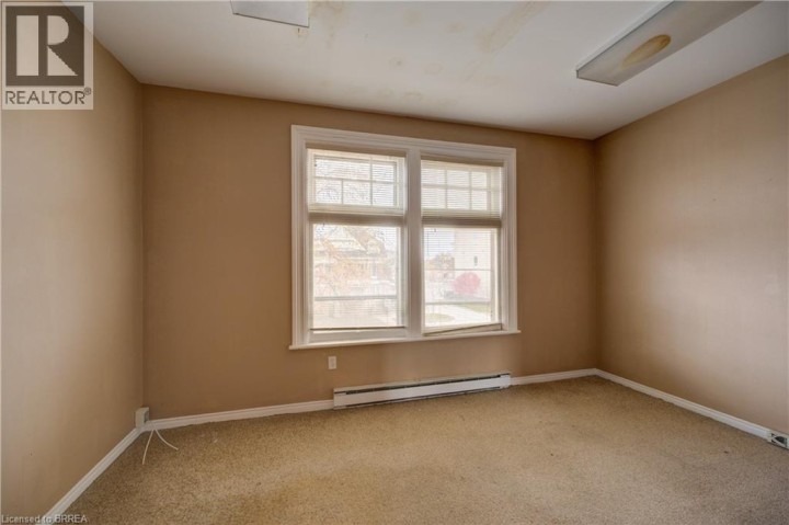 Photo 15 at 41 Wellington Street, Downtown Core, Brantford