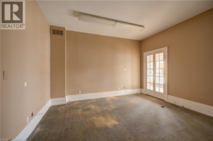Photo 9 at 41 Wellington Street, Downtown Core, Brantford