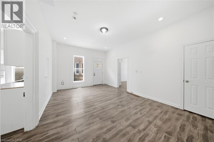 Photo 12 at 129 West Street, Empire South, Brantford