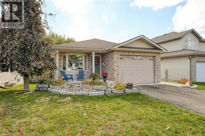 Photo 2 at 217 E North Street, Tillsonburg