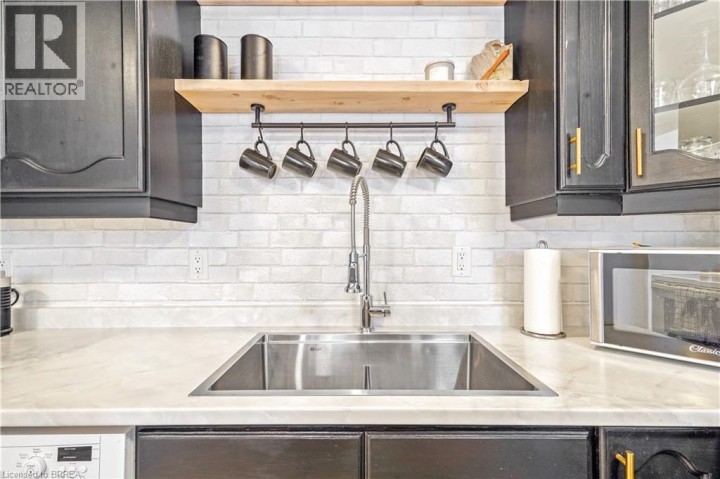 Photo 11 at 79 Palace Street, North Ward, Brantford