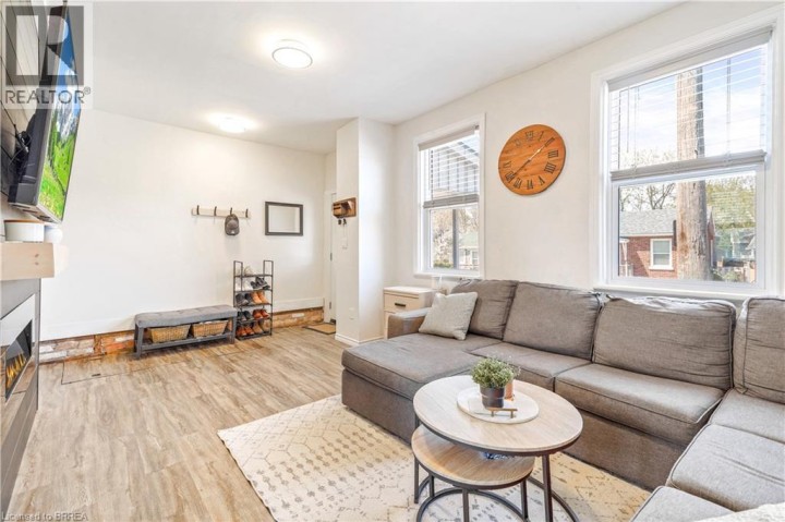 Photo 8 at 79 Palace Street, North Ward, Brantford