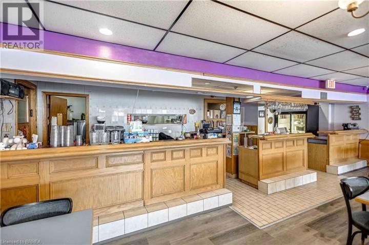 Photo 15 at 669 E Colborne Street, Brantford