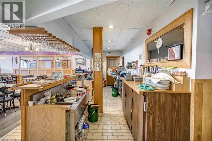 Photo 16 at 669 E Colborne Street, Brantford