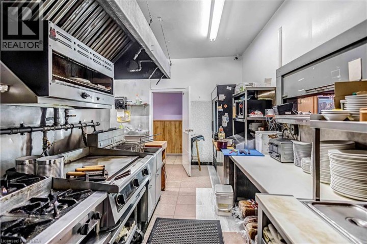 Photo 18 at 669 E Colborne Street, Brantford