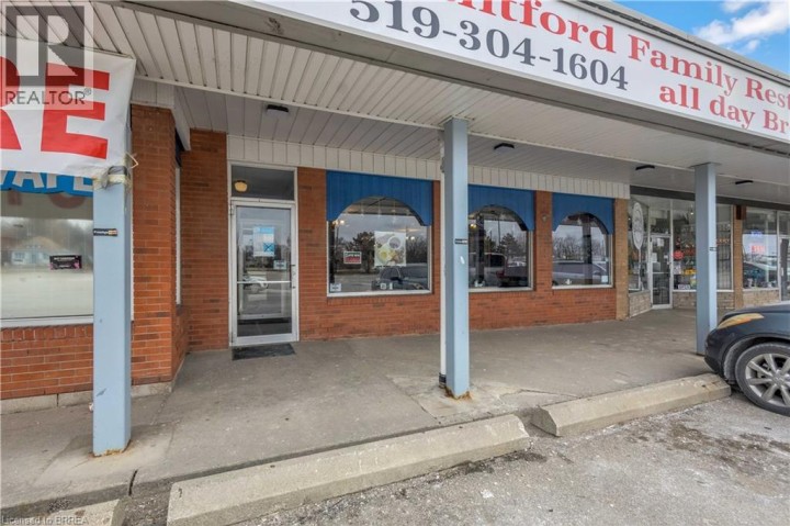 Photo 2 at 669 E Colborne Street, Brantford