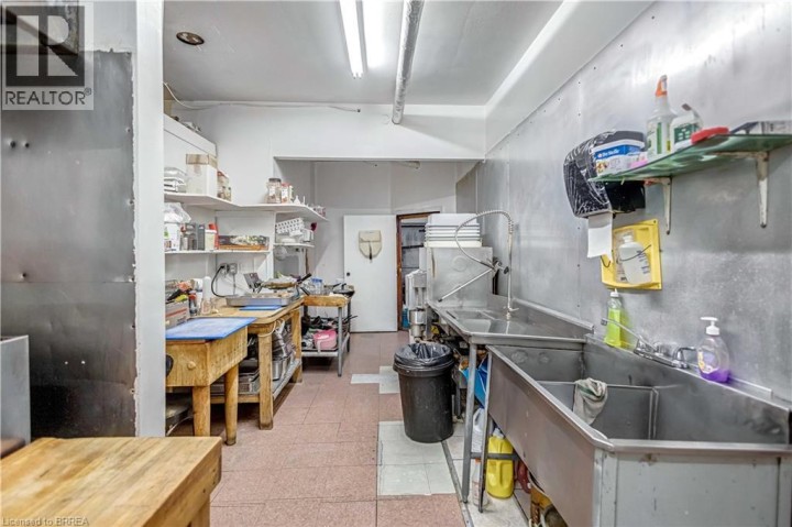 Photo 21 at 669 E Colborne Street, Brantford