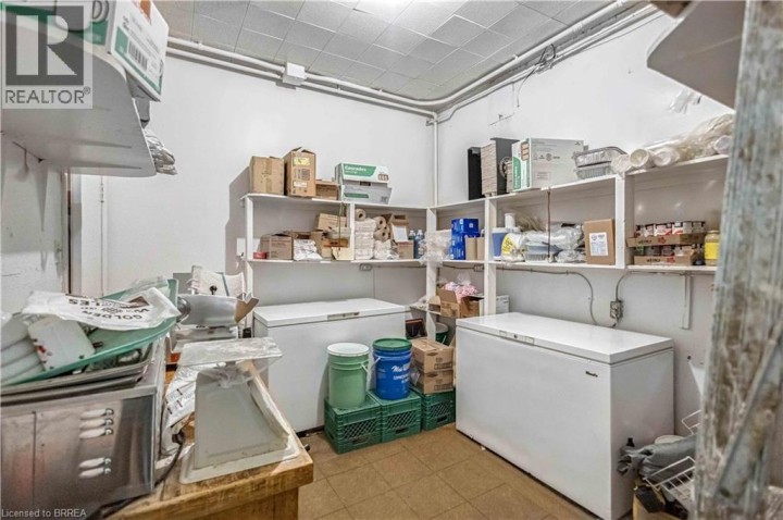 Photo 24 at 669 E Colborne Street, Brantford