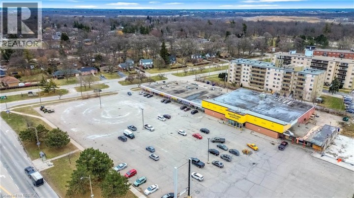 Photo 36 at 669 E Colborne Street, Brantford