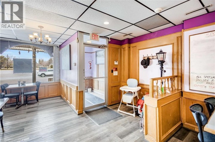 Photo 6 at 669 E Colborne Street, Brantford