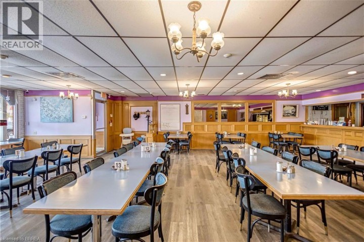 Photo 9 at 669 E Colborne Street, Brantford