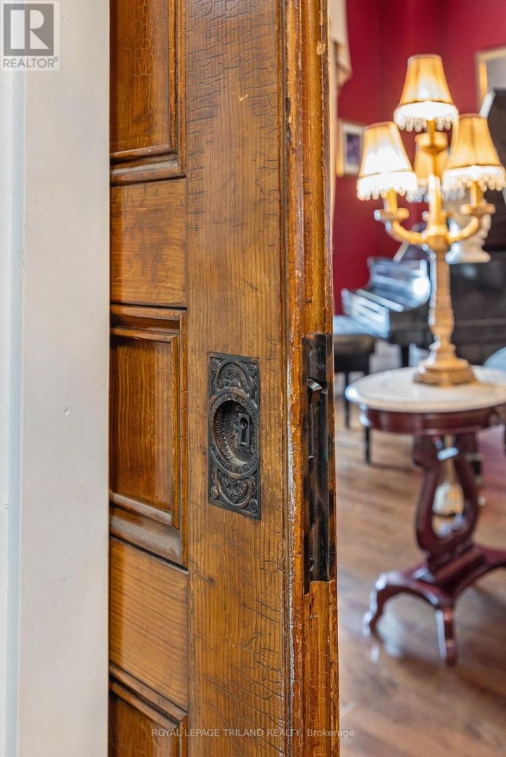 Photo 15 at 81 Wellington Street, St. Thomas