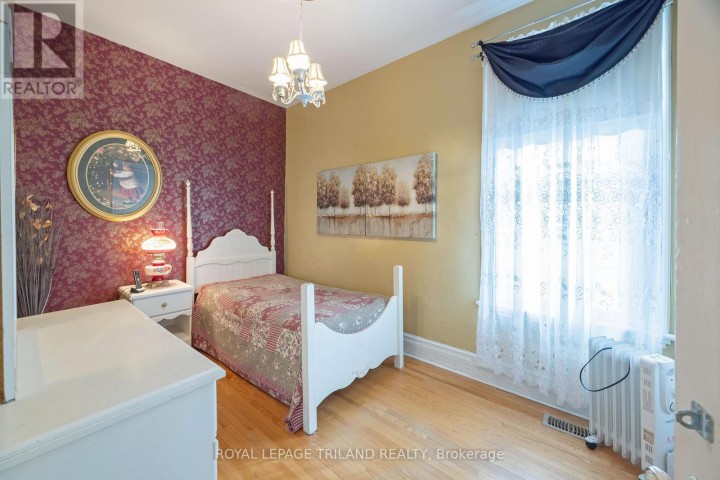 Photo 33 at 81 Wellington Street, St. Thomas