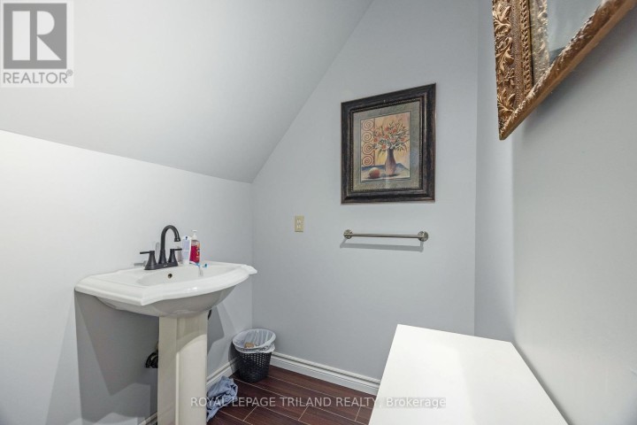 Photo 43 at 81 Wellington Street, St. Thomas