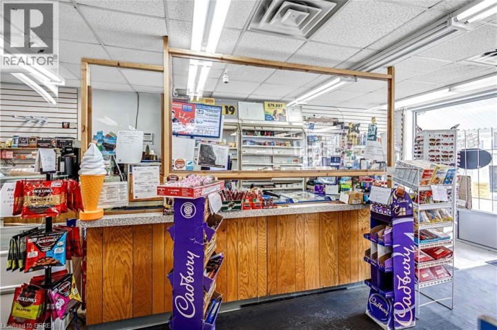 Photo 7 at 215 Grand River Avenue, Holmedale, Brantford